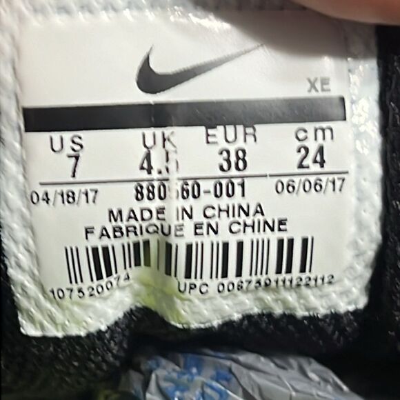 🔥 NIKE Air Zoom Pegasus 34 Running Shoe  Black/White - Women Sz 7 - EXCELLENT - Picture 12 of 15